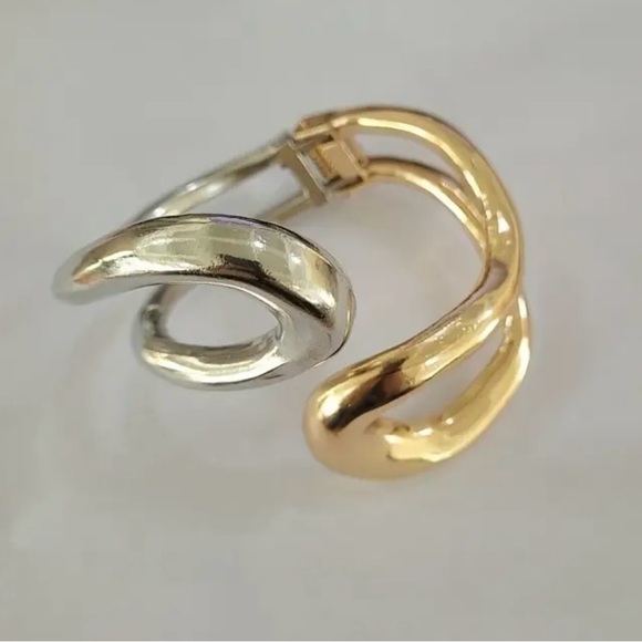 4pcs 2 tone jewelry set - New - Picture 3 of 5